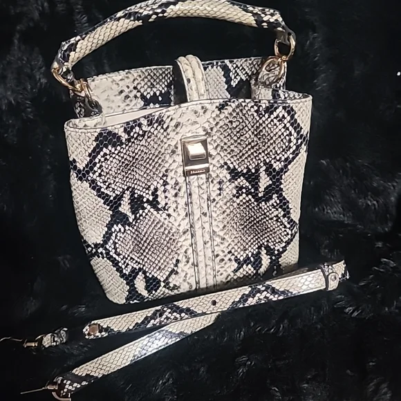 Brahmin Mini Amelia Bag - Picture 4 of 4